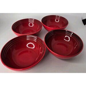 Le Creuset Stoneware Set of 4 Soup or Cereal Bowls 22-Ounce, Cerise Red